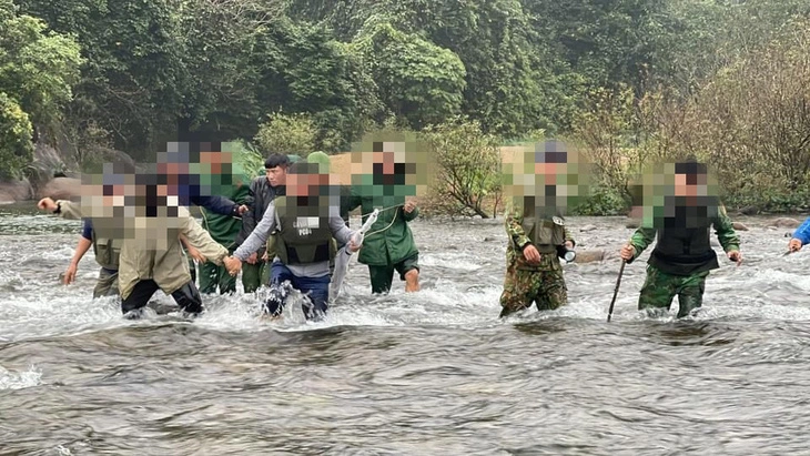 Cuộc vây bắt trùm ma túy Nguyễn Hồng Sơn giữa rừng sâu có cài mìn