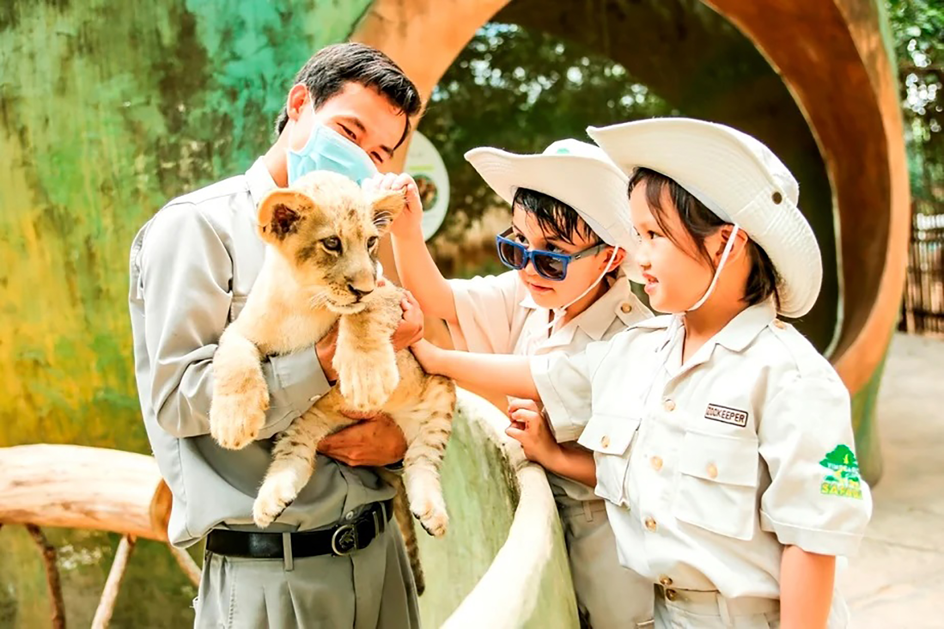 Siêu hot trải nghiệm ‘nhập vai bảo mẫu nhí’ cực hút khách tại Vinpearl Safari- Ảnh 4.