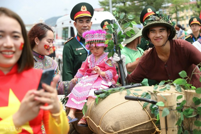 Hoành tráng Lễ diễu binh kỉ niệm 70 năm chiến Điện Biên Phủ