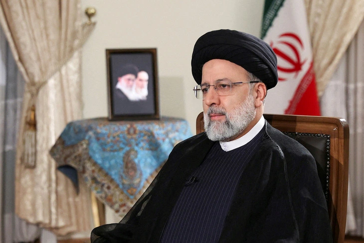 Tổng thống Iran Ebrahim Raisi tử nạn trong vụ rơi trực thăng